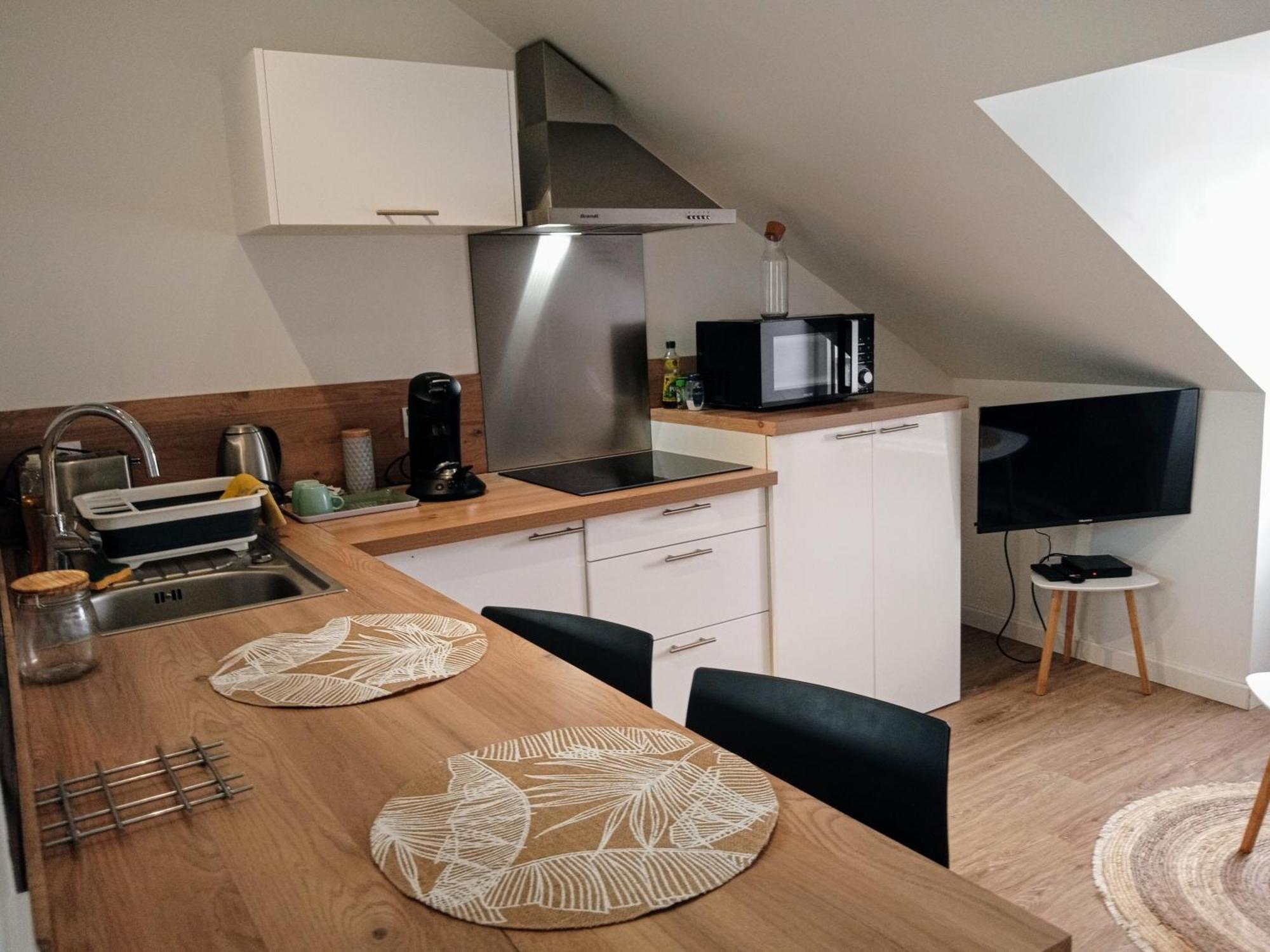 Les Studios De La Gare Linge Cafe The Inclus Wifi Vannes Luaran gambar